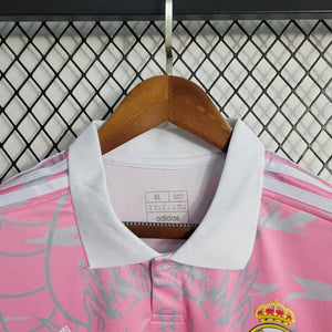 Visuel 3 — Maillot Real Madrid saison 2023-2024 édition spéciale Dragon rose