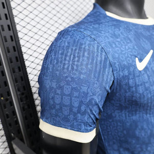 Visuel 4 — Maillot Portugal concept 2026