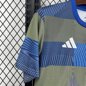 Visuel 2 — Maillot Real Madrid concept 2025-26