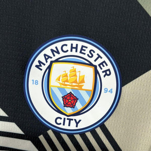 Visuel 2 — Maillot 25-26 Manchester