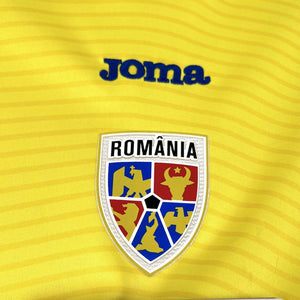 Visuel 4 — Maillot Romanie 2025