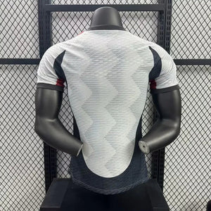 Visuel 2 — Maillot Japon concept 2025-26