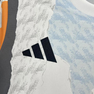 Visuel 3 — Maillot 24-25 Real Madrid