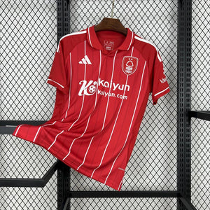 Visuel 1 — Maillot Nottingham Forest 2025-26