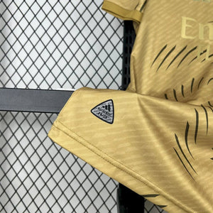Visuel 4 — Maillot Real Madrid 2025-26 entrainement