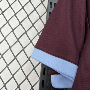 Visuel 5 — Maillot Aston Villa Domicile 2026-27