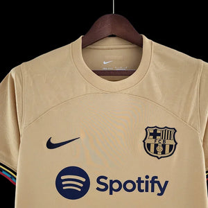 Visuel 3 — Maillot Extérieur Barcelone 2022/23