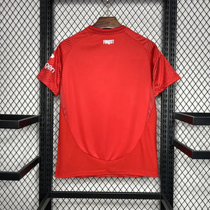 Visuel 2 — Maillot Nottingham Forest 2024-25