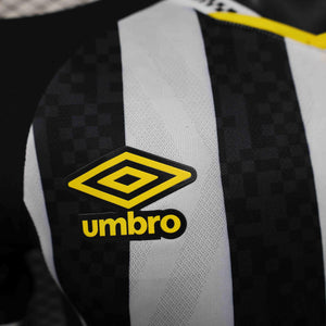Visuel 2 — Maillot Santos 2025/26