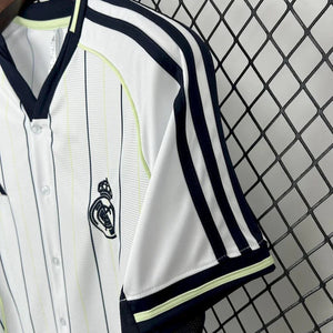 Visuel 3 — Maillot Real Madrid concept 2025-26