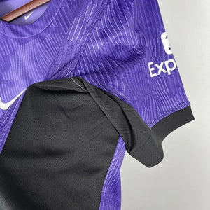 Visuel 3 — Maillot Liverpool saison 2023-2024 third