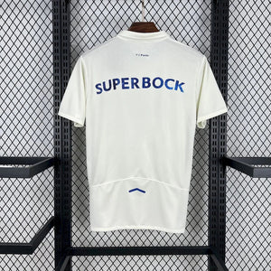 Visuel 2 — Maillot Porto extérieur 2025-26