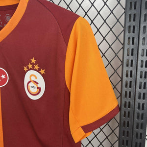Visuel 3 — Maillot Galatasarays 2025-26