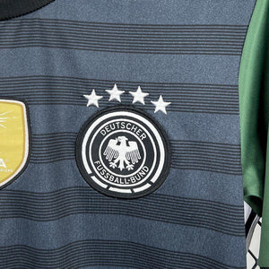 Visuel 4 — Maillot Allemagne concept 2025-26
