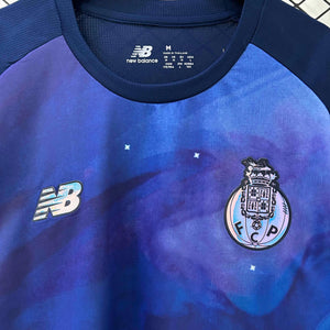 Visuel 3 — Maillot porto concept 2024-25