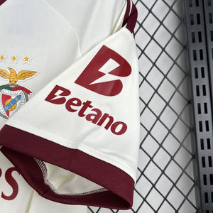 Visuel 4 — Maillot Benfica Exterieur 2026/27