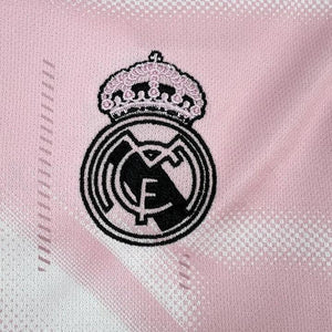 Visuel 5 — Maillot Real Madrid Concept Rose & Blanc 2025