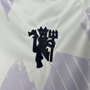 Visuel 3 — Maillot Manchester United 2025/2026