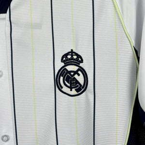 Visuel 5 — Maillot Real Madrid concept 2025-26