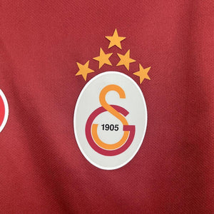 Visuel 4 — Maillot Galatasarays 2025-26