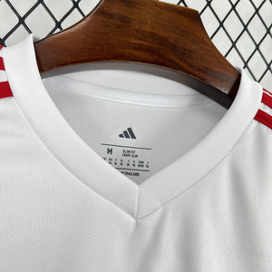 Visuel 5 — Maillot Benfica Concept 2026/27