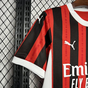 Visuel 4 — AC MILAN FOOTBALL 2024/25