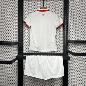 Visuel 2 — Kit Enfant AC Milan Extérieur 2024 2025