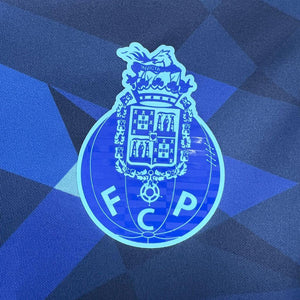 Visuel 2 — Maillot Porto concept 2024-25