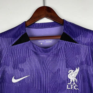 Visuel 2 — Maillot Liverpool saison 2023-2024 third
