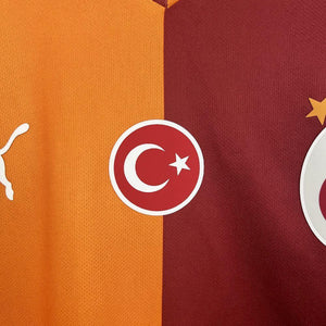Visuel 5 — Maillot Galatasarays 2025-26