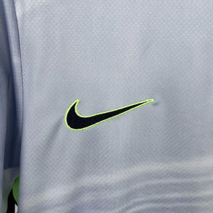 Visuel 6 — Maillot Wolfsburg extérieur 2025-26