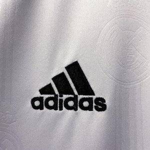 Visuel 7 — Maillot Real Madrid domicile 2022 2023