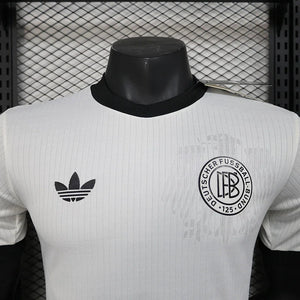 Visuel 9 — Maillot Allemagne concept 2025-26