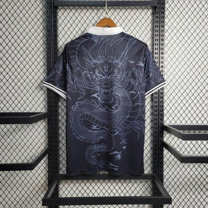 Visuel 2 — Maillot Real Madrid saison 2023-2024 édition spéciale dragon noir