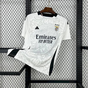 Visuel 1 — Maillot Benfica 2024-25