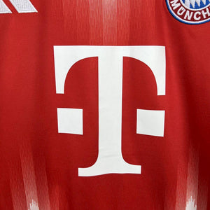 Visuel 4 — Maillot Bayern Munich 2025-26