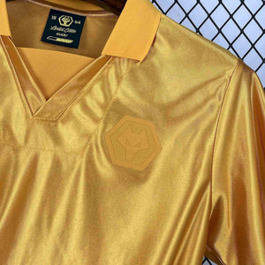 Visuel 3 — Maillot Wolves concept 2025-26