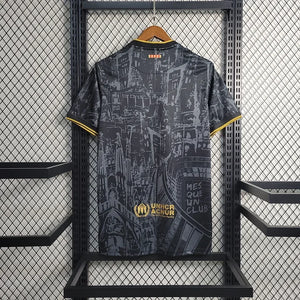 Visuel 11 — Maillot FC Barcelone saison 2023-2024 édition spéciale