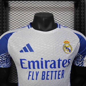 Visuel 2 — Maillot Real Madrid concept 2025-26
