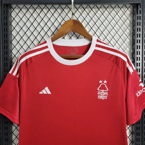 Visuel 3 — Maillot Nottingham Forest 2023-24