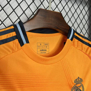 Visuel 5 — MAILLOT RÉAL MADRID EXTÉRIEUR 2024/25