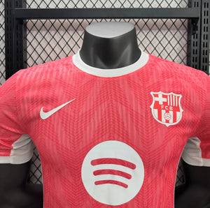Visuel 4 — Maillot FC Barcelone concept 2025