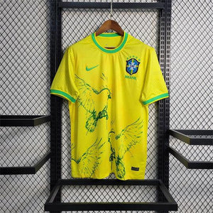 Visuel 1 — Maillot 24/25 Édition Spéciale Oiseau Jaune Du Brésil
