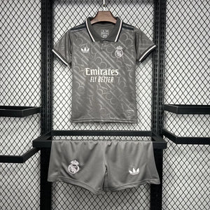 Visuel 1 — Kit Enfant Real Madrid