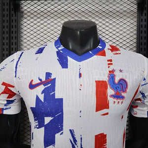 Visuel 3 — Maillot France Concept 2026