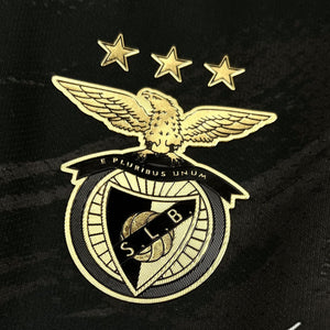 Visuel 3 — Maillot Benfica concept 2026-27