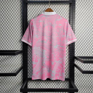Visuel 2 — Maillot Real Madrid saison 2023-2024 édition spéciale Dragon rose