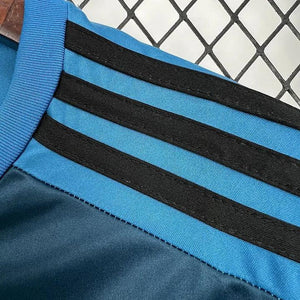 Visuel 3 — Real Madrid maillot foot 2017 2018 retro