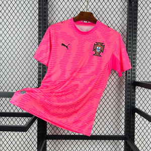 Visuel 1 — Maillot Portugal concept 2026