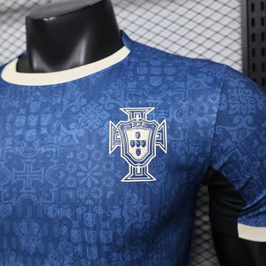 Visuel 3 — Maillot Portugal concept 2026